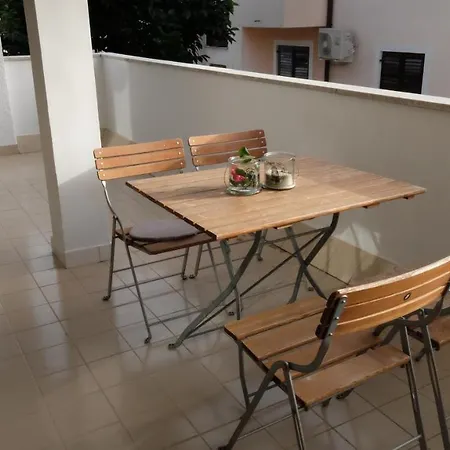 Anita Apartment